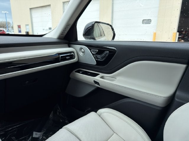 2027 Lincoln Aviator Reserve Premium