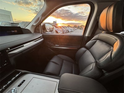 2025 Lincoln Navigator Reserve