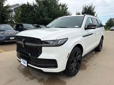2027 Lincoln Navigator Reserve