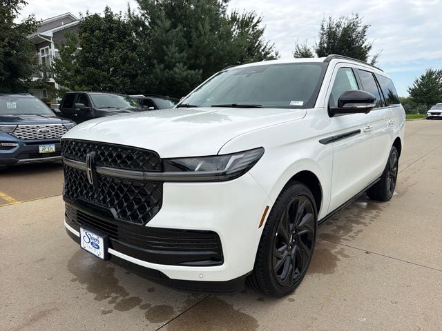 2027 Lincoln Navigator Reserve