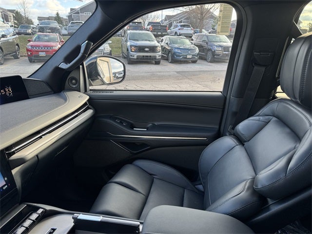 2025 Lincoln Navigator L Reserve