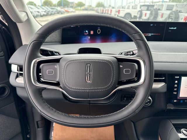 2027 Lincoln Navigator L Reserve