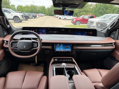 2026 Lincoln Navigator L Reserve