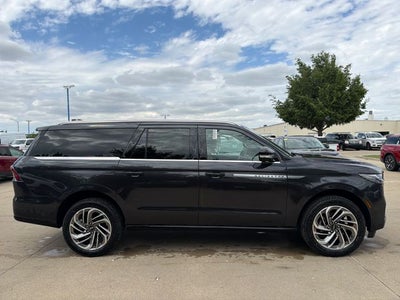 2026 Lincoln Navigator L Reserve