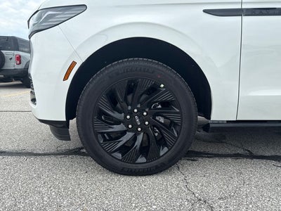 2027 Lincoln Navigator L Reserve