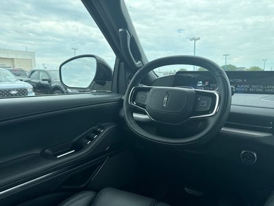 2027 Lincoln Navigator L Reserve