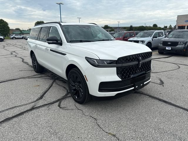 2027 Lincoln Navigator L Reserve