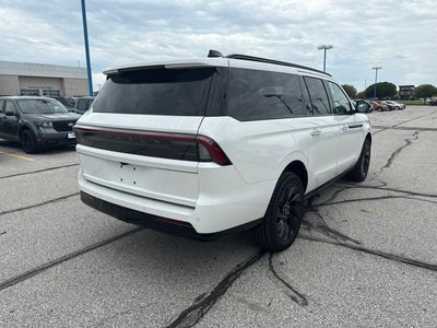 2027 Lincoln Navigator L Reserve
