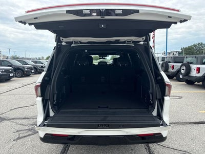 2027 Lincoln Navigator L Reserve