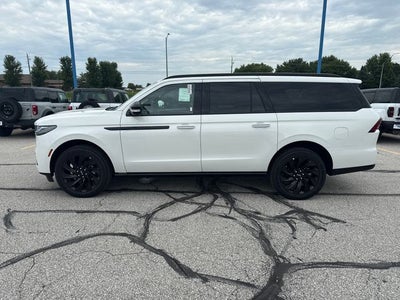 2027 Lincoln Navigator L Reserve