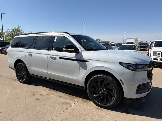 2026 Lincoln Navigator L Reserve