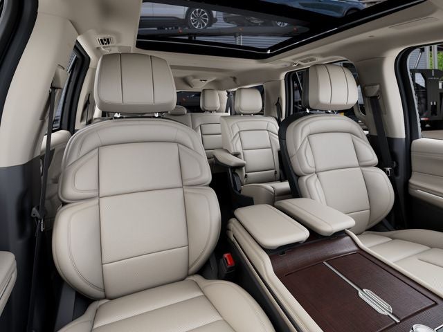 2027 Lincoln Navigator L Reserve