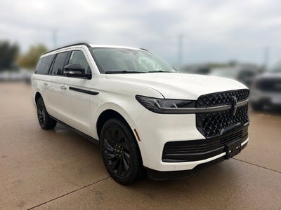 2027 Lincoln Navigator L Reserve