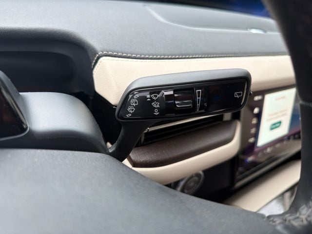 2027 Lincoln Navigator L Reserve
