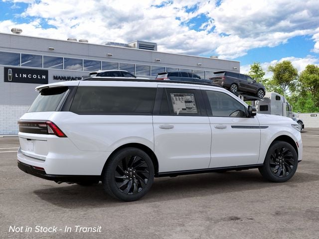 2027 Lincoln Navigator L Reserve