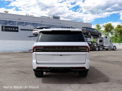2027 Lincoln Navigator L Reserve