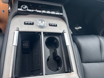 2025 Lincoln Navigator L Reserve