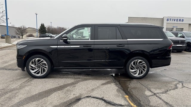 2025 Lincoln Navigator L Reserve