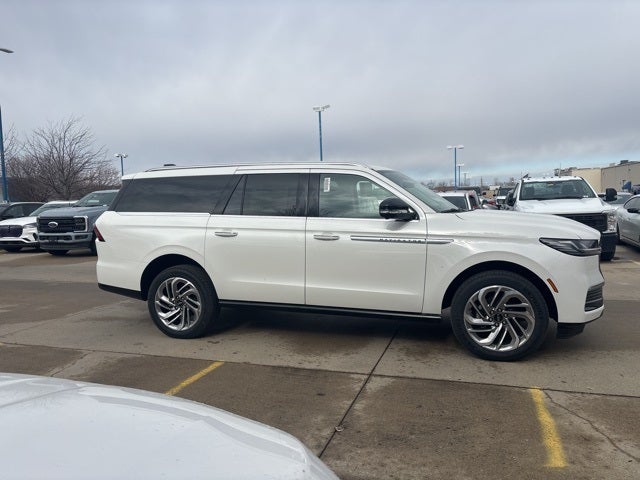 2025 Lincoln Navigator L Reserve