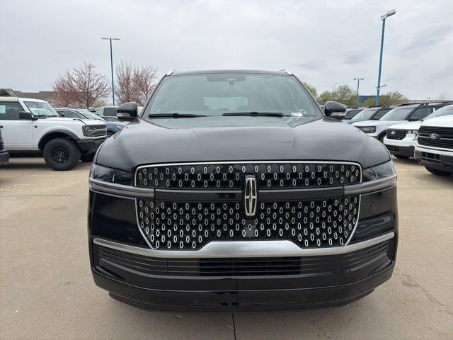 2026 Lincoln Navigator L Reserve