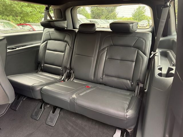 2027 Lincoln Navigator L Reserve