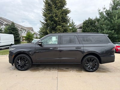 2027 Lincoln Navigator L Reserve