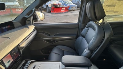 2025 Lincoln Navigator L Reserve