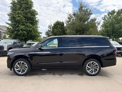 2026 Lincoln Navigator L Reserve