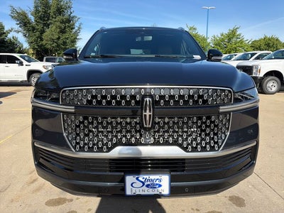 2026 Lincoln Navigator L Reserve