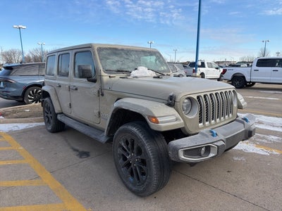2022 Jeep Wrangler Sahara
