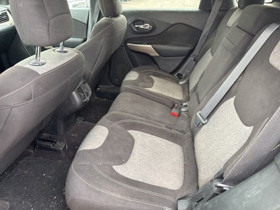 2017 Jeep Cherokee Sport