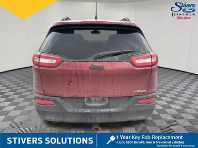 2017 Jeep Cherokee Sport