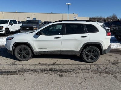 2017 Jeep Cherokee Sport