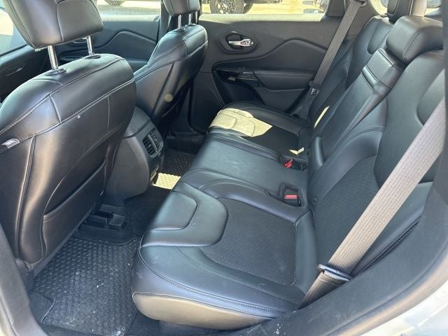 2019 Jeep Cherokee Altitude