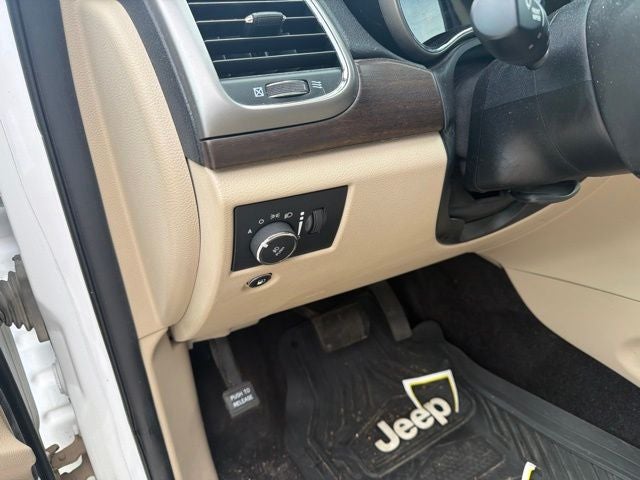 2018 Jeep Grand Cherokee Laredo E