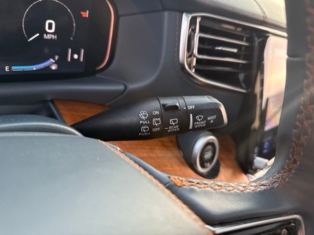 2022 Jeep Grand Wagoneer Series II