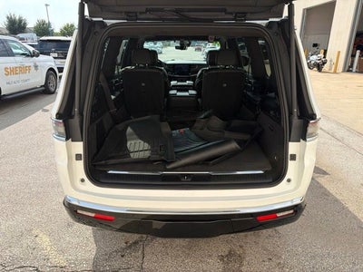 2023 Jeep Grand Wagoneer Series II
