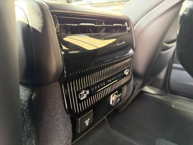 2023 Jeep Grand Wagoneer Series II