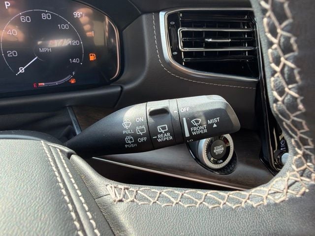 2023 Jeep Grand Wagoneer Series II