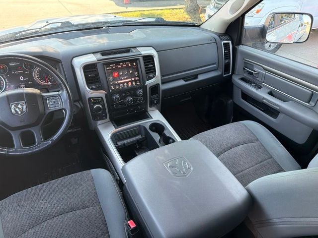 2017 RAM 1500 SLT