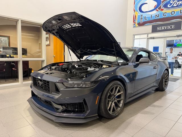 2026 Ford Mustang Dark Horse