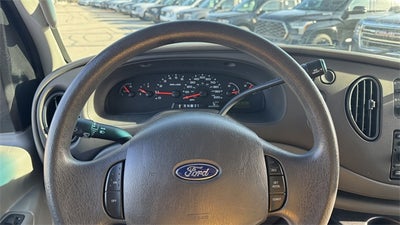 2008 Ford E-350SD XLT