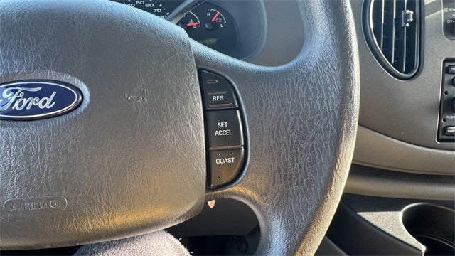 2008 Ford E-350SD XLT