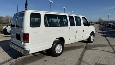 2008 Ford E-350SD XLT