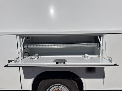 2027 Ford E-350SD Base Cutaway