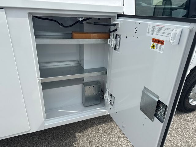 2026 Ford E-350SD Base Cutaway