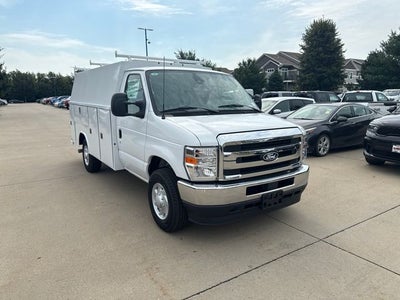 2026 Ford E-350SD Base Cutaway