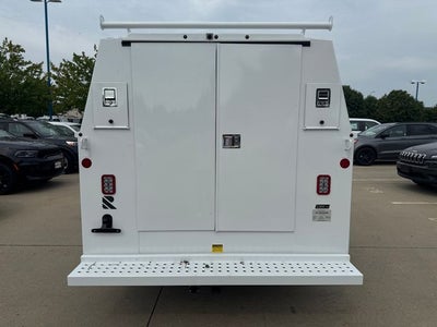2026 Ford E-350SD Base Cutaway