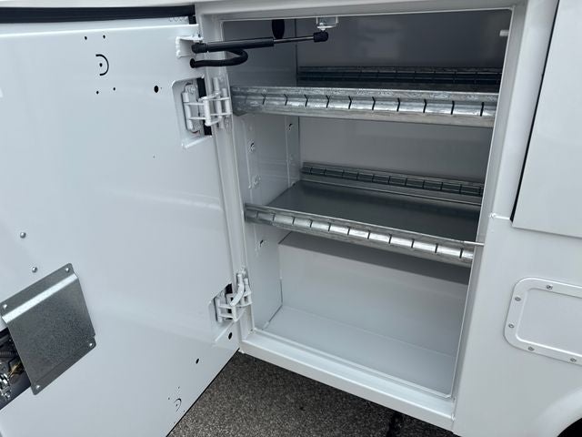 2026 Ford E-350SD Base Cutaway