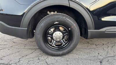 2025 Ford Utility Police Interceptor Base